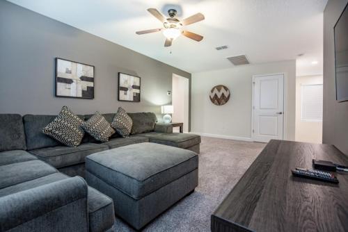 1622 Moon Valley Drive Villa #221526 Villa