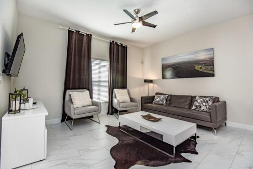 Villa Four Bedroom On Moon Valley 2951e