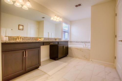 Villa 1612 Moon Valley Drive