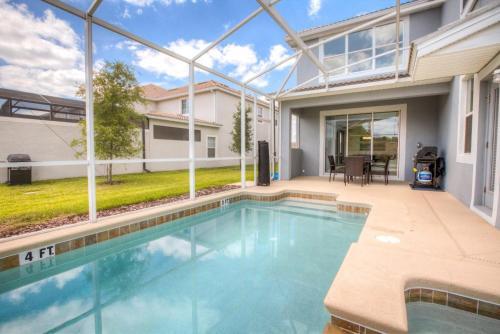 Villa 1612 Moon Valley Drive