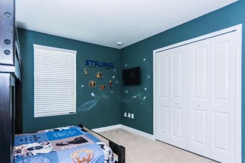 Modern Vacation Single Home With Themed Bedrooms Cg1593