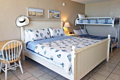 Pirates Cove Condo Unit #417