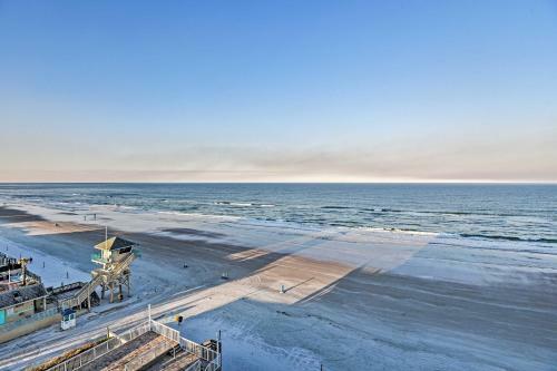 Apartamento Top-floor Beach Condo With 2 Oceanfront Balconies!