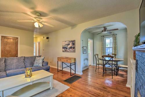 Cozy Coastal Escape With Yard, 1 Block To Beach