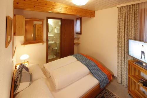 Hostal Gasthof Zimba