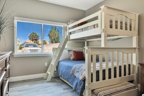 3843 S. Atlantic Ave - Beach Retreat