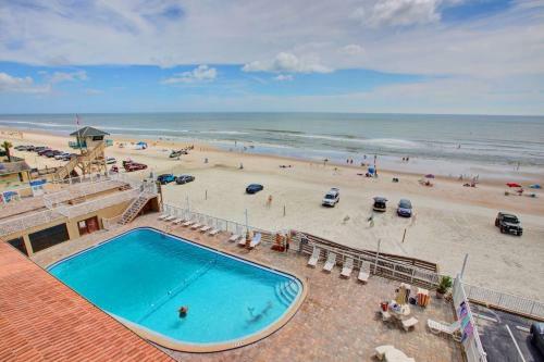 Pirates Cove Condo Unit #414