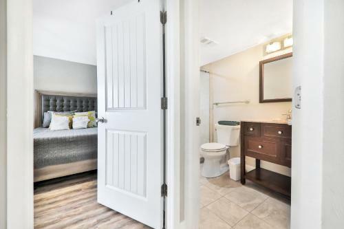 Shores Club - 302