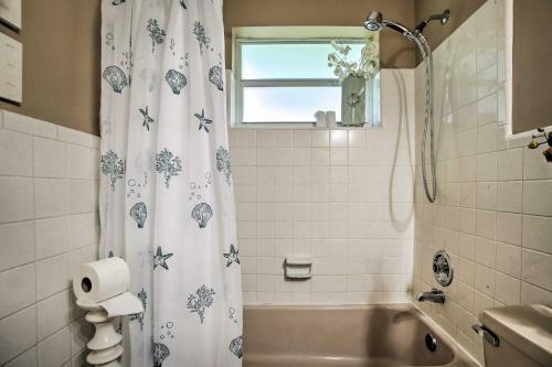 Private Coastal Respite Near Deerfield Beach!