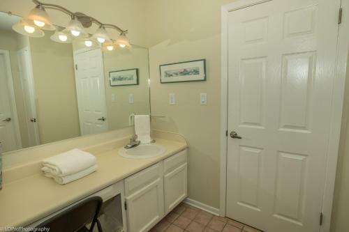 Apartamento Sandpiper Cove #3104 Condo