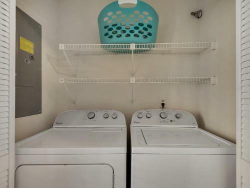 Mainsail Condominium 322