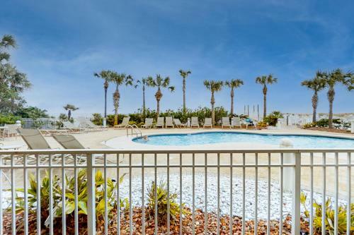 Destin Towers