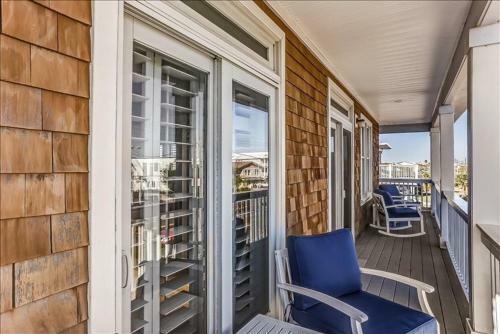 2319 S Fletcher Home Home