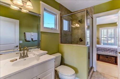 2319 S Fletcher Home Home
