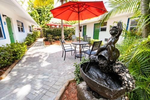 The Lauderdale Boutique Hotel