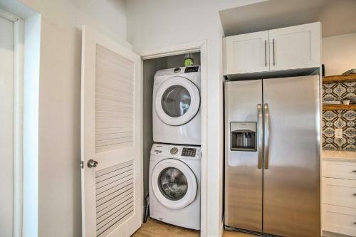 Remodeled Fort Lauderdale Home With Shared Pool!
