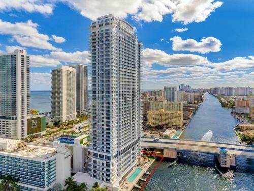 Apartamento 5 Breathtaking Front Ocean View: Brand New 2br