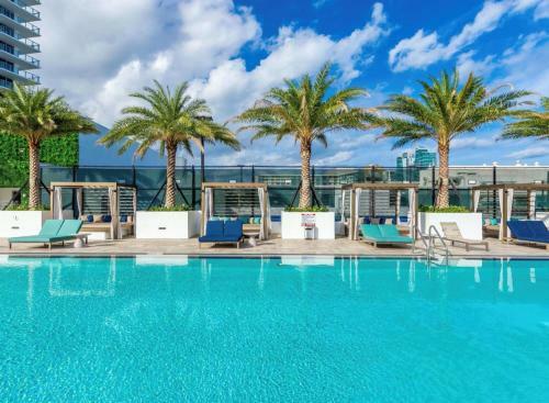 Apartamento 5 Breathtaking Front Ocean View: Brand New 2br