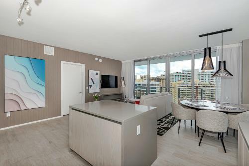 Apartamento 5 * Amenities Luxury 3 Br - Front Intercostal View