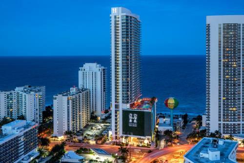 Apartamento 18th Floor Beach Front Premium Condo At Hyde Resort !