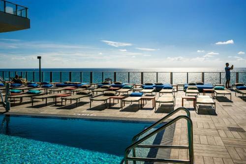 Apartamento 18th Floor Beach Front Premium Condo At Hyde Resort !