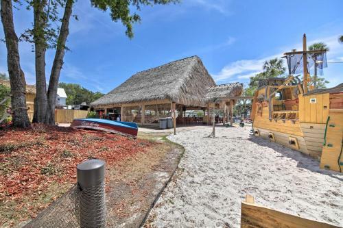 Homosassa Home With Pool Access - By Boat Launch