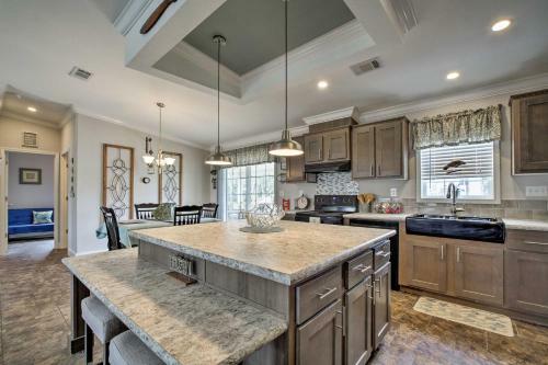 Homosassa Riverfront Home With Boat Ramp And Docking