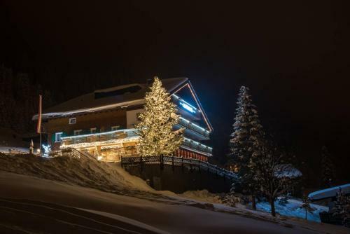 Hotel Alpenrose
