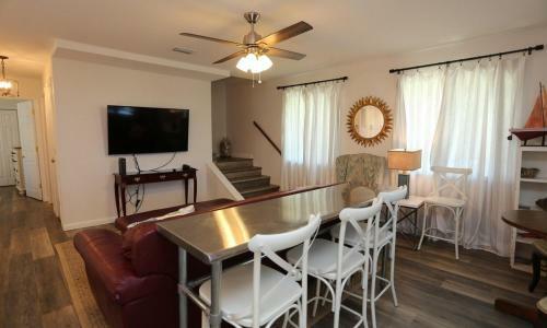 Indian Pass Subdivision Homes - Pet Friendly By Pristine Properties