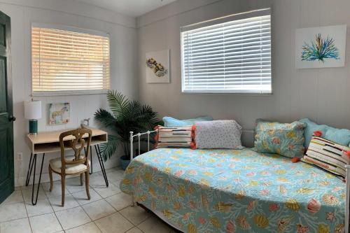 Jensen Beach Home With Hot Tub And Beachfront Tiki Hut