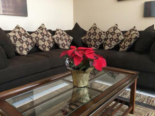 The Private Retreat - Three Bedroom Home