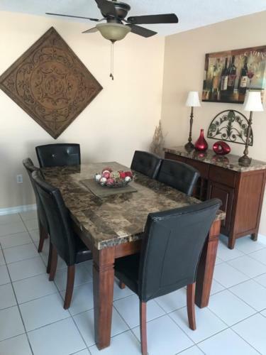 The Private Retreat - Three Bedroom Home