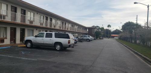 Central Motel