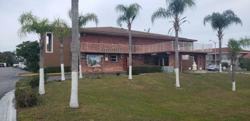 Central Motel