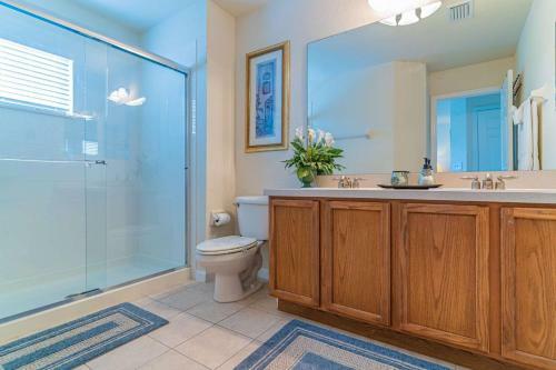 2633 Trafalgar Village