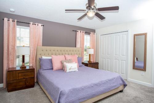 Four Bedrooms W/ Pool Storey Lake Resort 4902