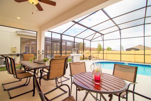 Sonoma Resort 6 Bedroom Vacation Home With Pool 1768