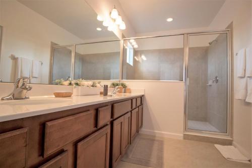 Sonoma Resort 6 Bedroom Vacation Home With Pool 1768