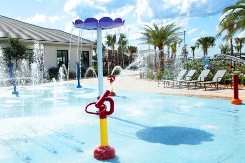 Four Bedrooms W/ Game & Pool 4900