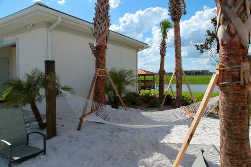 Four Bedrooms W/ Game & Pool 4900