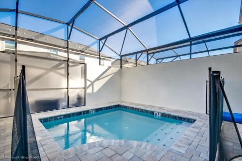 Villa Carey Park House 1600