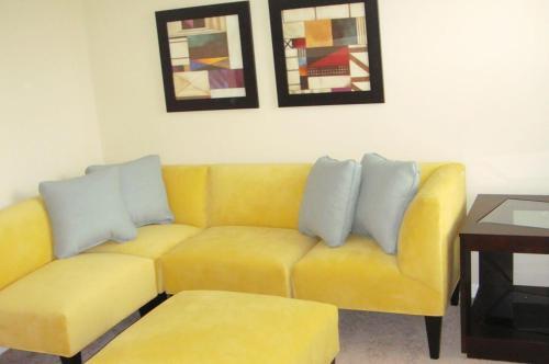 Kissimmee Villa Sleeps 12 Pool Air Con Wifi