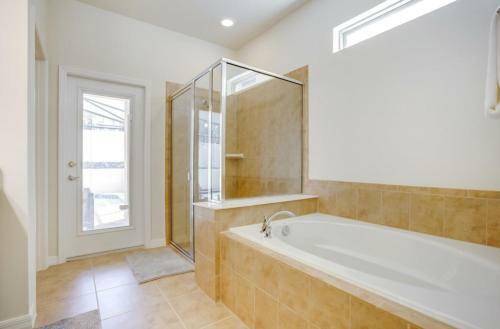 Modern Large Pool Home Next Disney-world Orlando