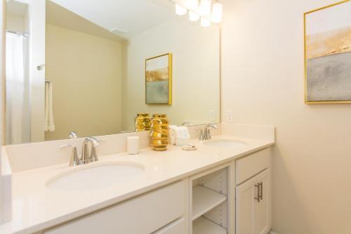 Luxury Apartment At Storey Lake (273066)