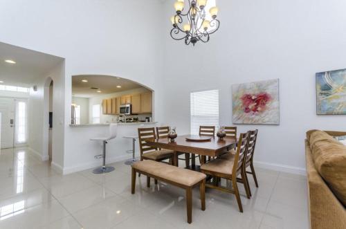 950 Lake Berkley Drive Villa #221678 Villa