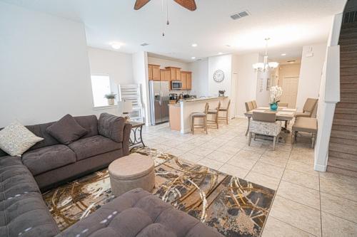 Cat Palm Townhome #231411 Townhouse