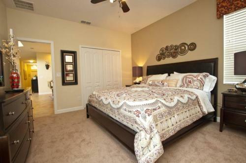 Villa Paradise Palms- 5 Bedroom Pool Home-3102pp