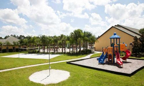 Villa Paradise Palms- 5 Bedroom Pool Home-3102pp