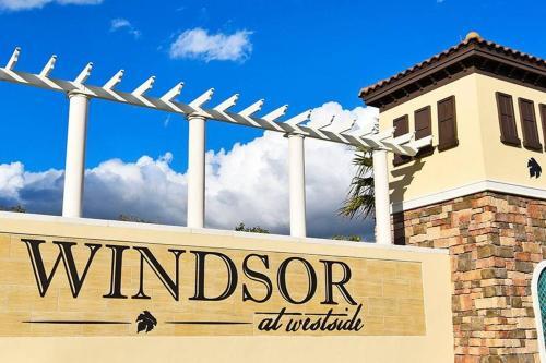 Windsor At Westside Luxury Pool Home Home