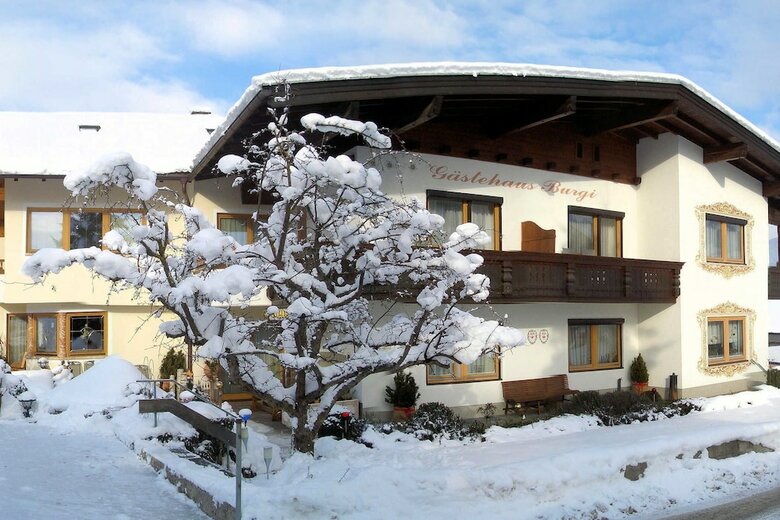 Hostal G�stehaus Burgi
